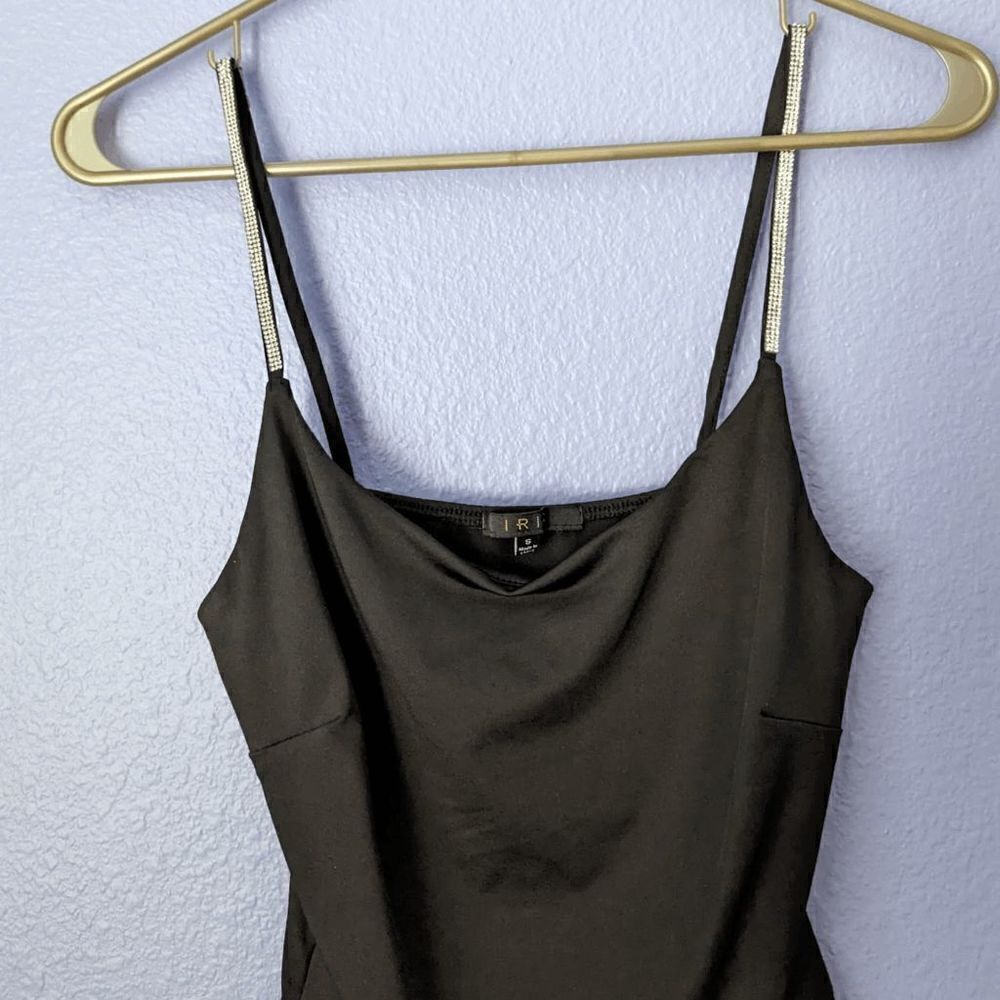Women's Iris Bodysuit Sleeveless Black Silver Sequined Straps Small Button EUC - Picture 6 of 10